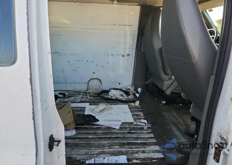 2014 Chevrolet Express G2500 из США, поврежденный, VIN 1GCWGFCA7E1141887